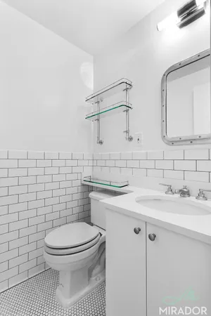 $6,300 | 330 East 39th Street, Unit 25D | Murray Hill