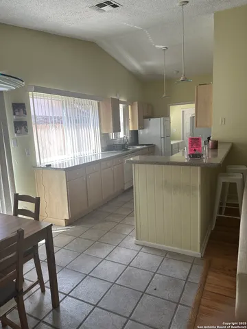 $2,750 | 12926 El Charro Street, San Antonio, TX 78233