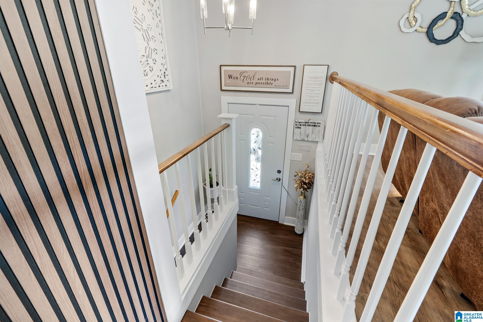 730 28th Terrace South Bessemer, AL 35020 - Photo 3 of 33