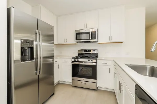 $2,365 | 2708 River Knl Lane, Fort Worth, TX 76108