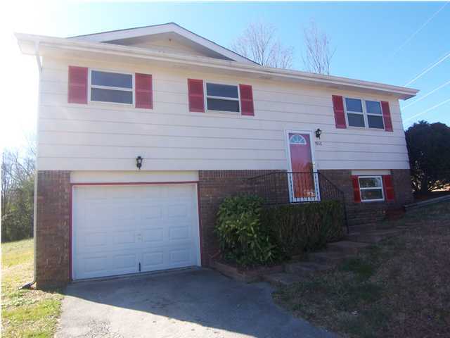 9016 Waconda Road Chattanooga, TN 37416 - Photo 1 of 26 Primary Photo