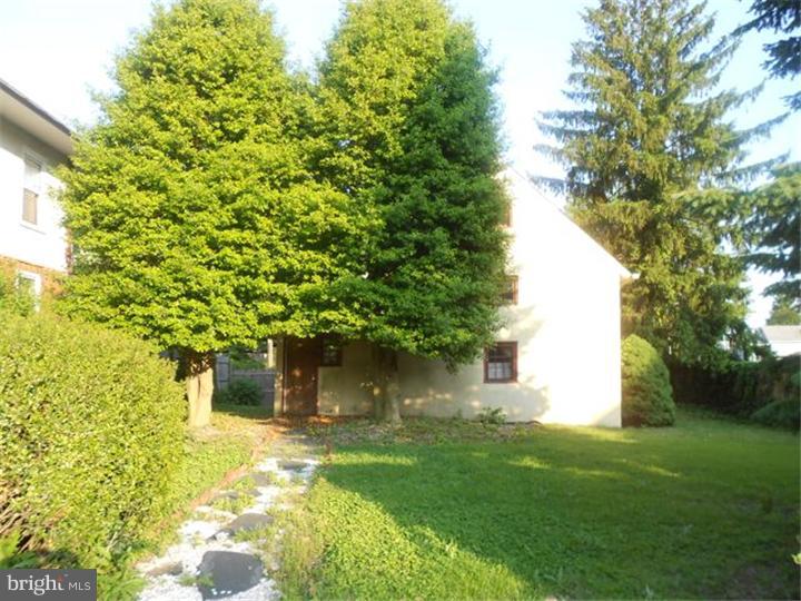 901 County Line Road Bryn Mawr, PA 19010 - Photo 2 of 10 Exterior Side