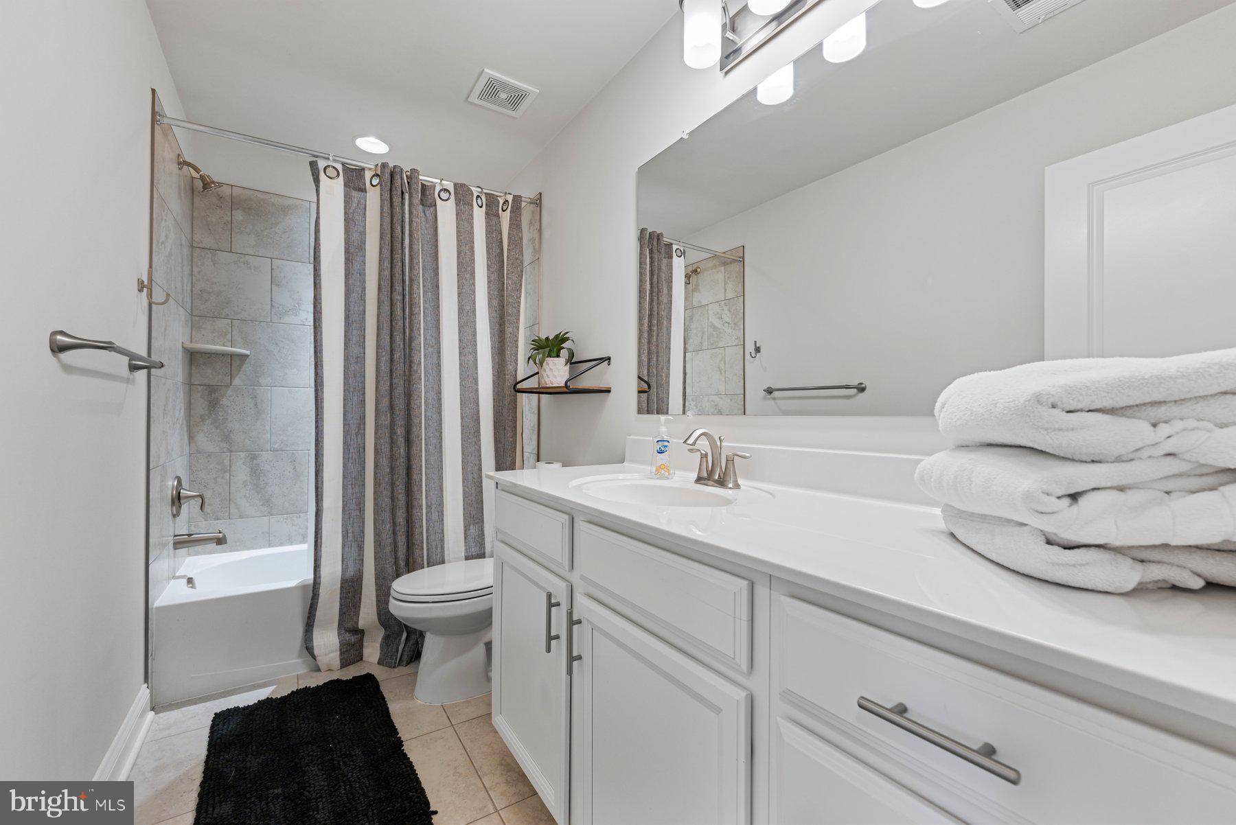 1205 Orchid Road Gambrills, MD 21054 - Photo 30 of 46 Hall Bath
