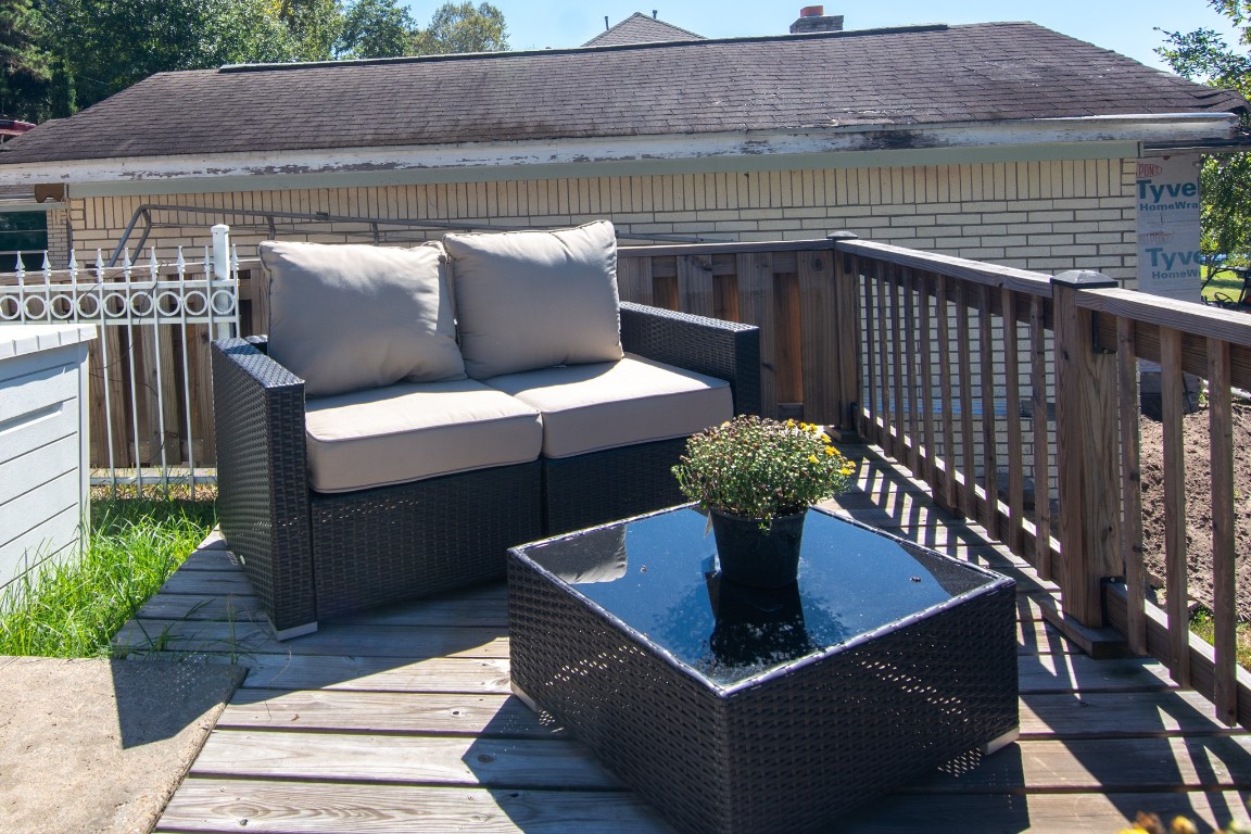 150 Edgewater Way Point Blank, TX 77364 - Photo 27 of 48 a view of outdoor sitting area with furniture