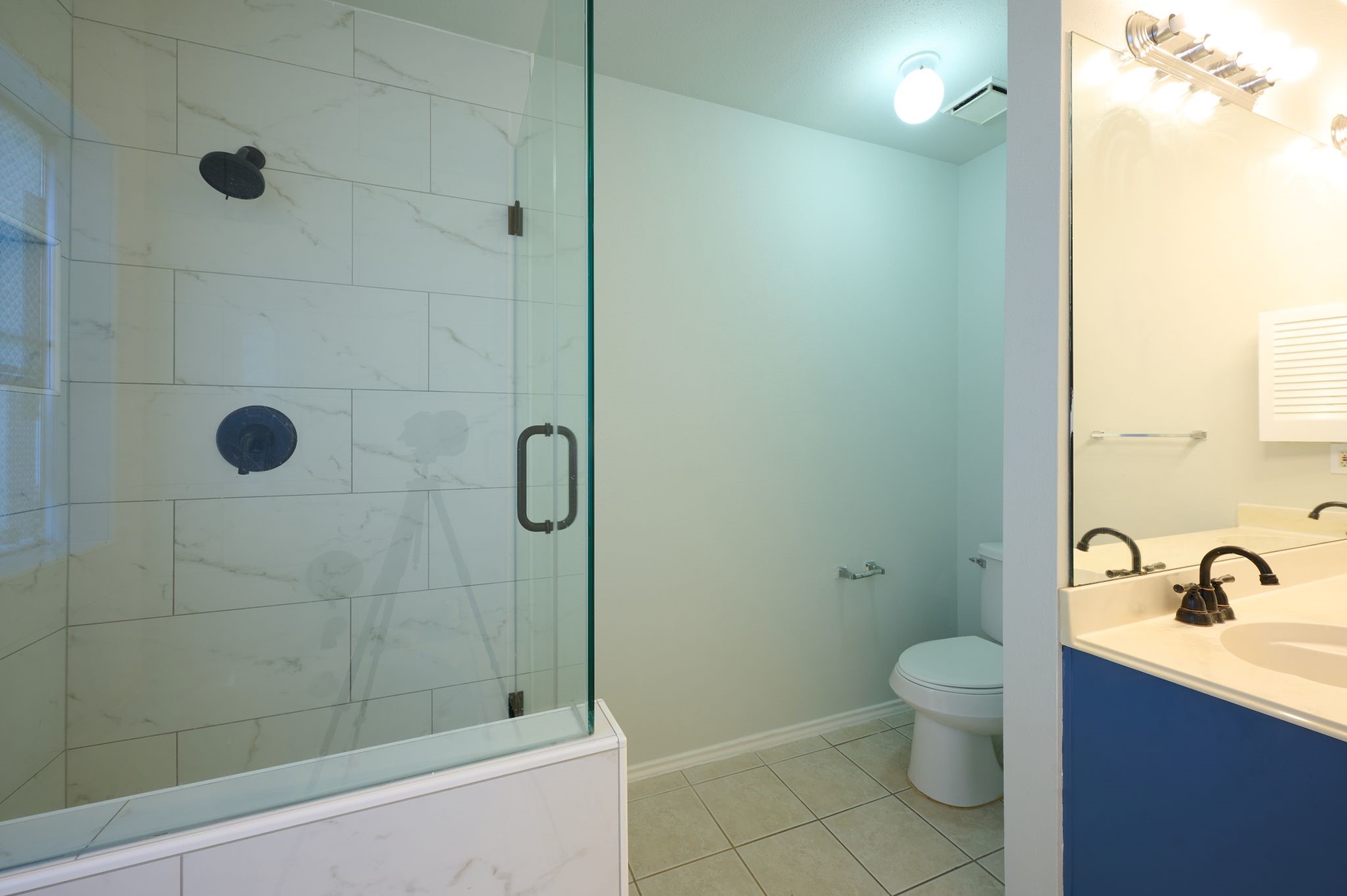 5838 North Magazine Circle Houston, TX 77084 - Photo 13 of 30 a bathroom with a shower and a toilet