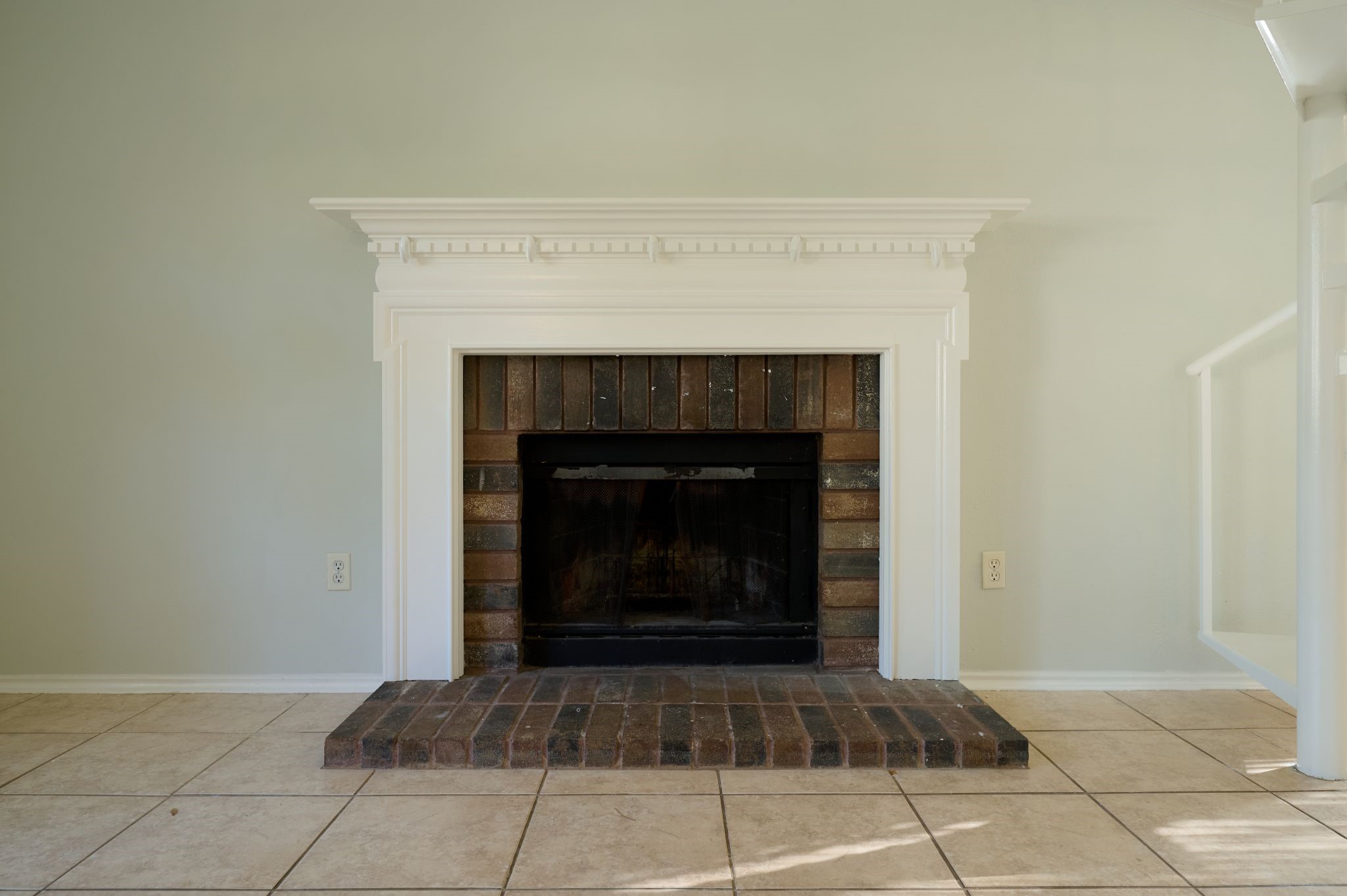 5838 North Magazine Circle Houston, TX 77084 - Photo 20 of 30 a living room with a fireplace