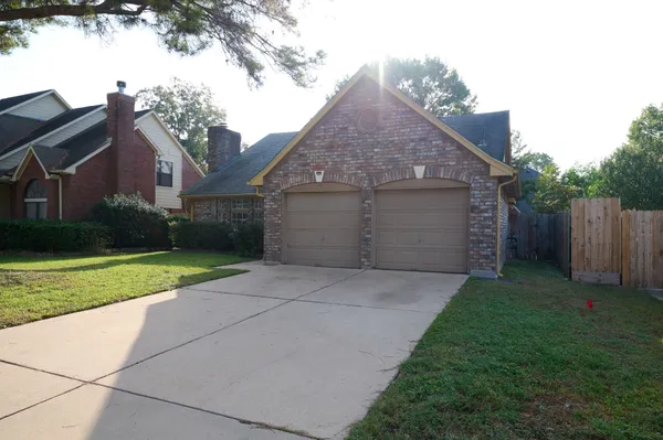 $1,900 | 5838 North Magazine Circle, Houston, TX 77084