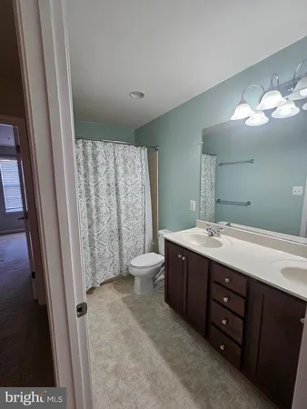 $2,450 | 43529 Marguerite Way, California, MD 20619