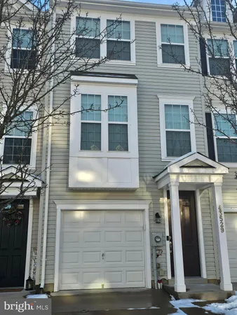 $2,450 | 43529 Marguerite Way, California, MD 20619