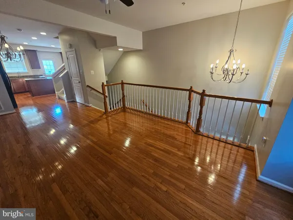 $2,450 | 43529 Marguerite Way, California, MD 20619