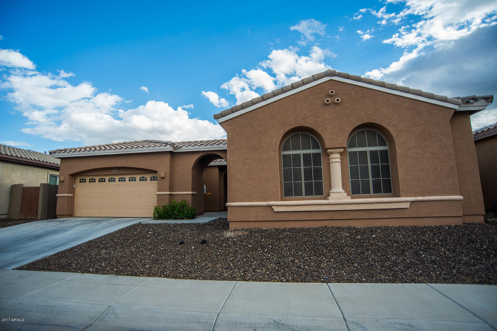 2435 West Corral Road Phoenix, AZ 85041 - Photo 1 of 49 i-n682wPw-X3