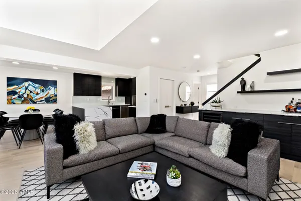 $2,595,000 | 4515 Big Horn Road, Unit F, Vail, CO 81657