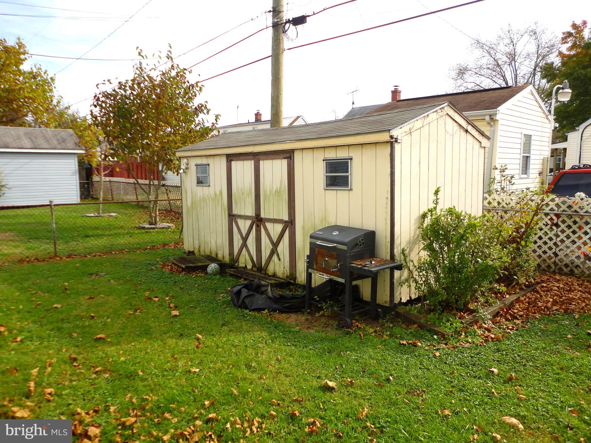 8201 Bullneck Road Baltimore, MD 21222 - Photo 29 of 33 Side yard with shed