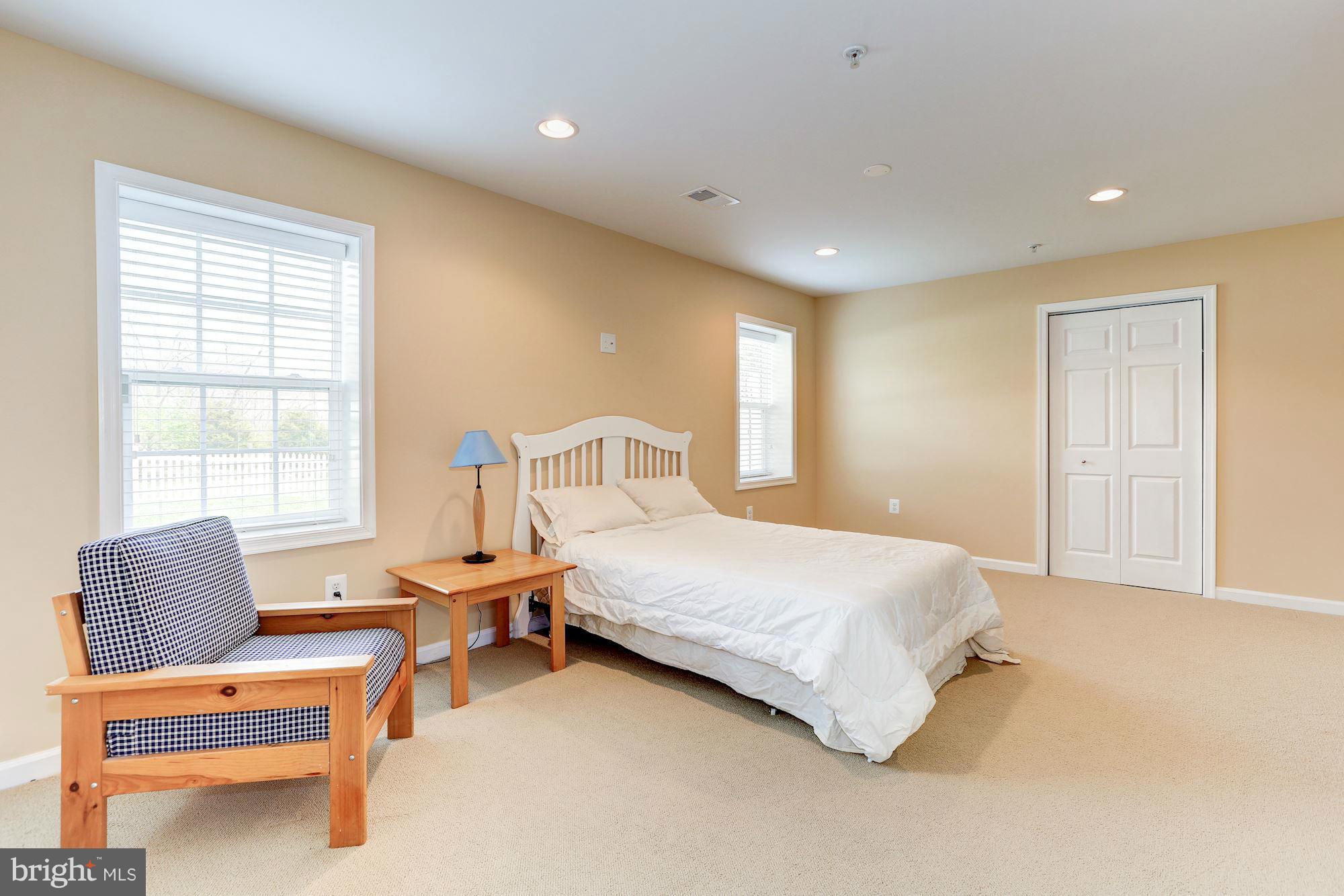 23103 Persimmon Ridge Road Clarksburg, MD 20871 - Photo 25 of 30 Bedroom