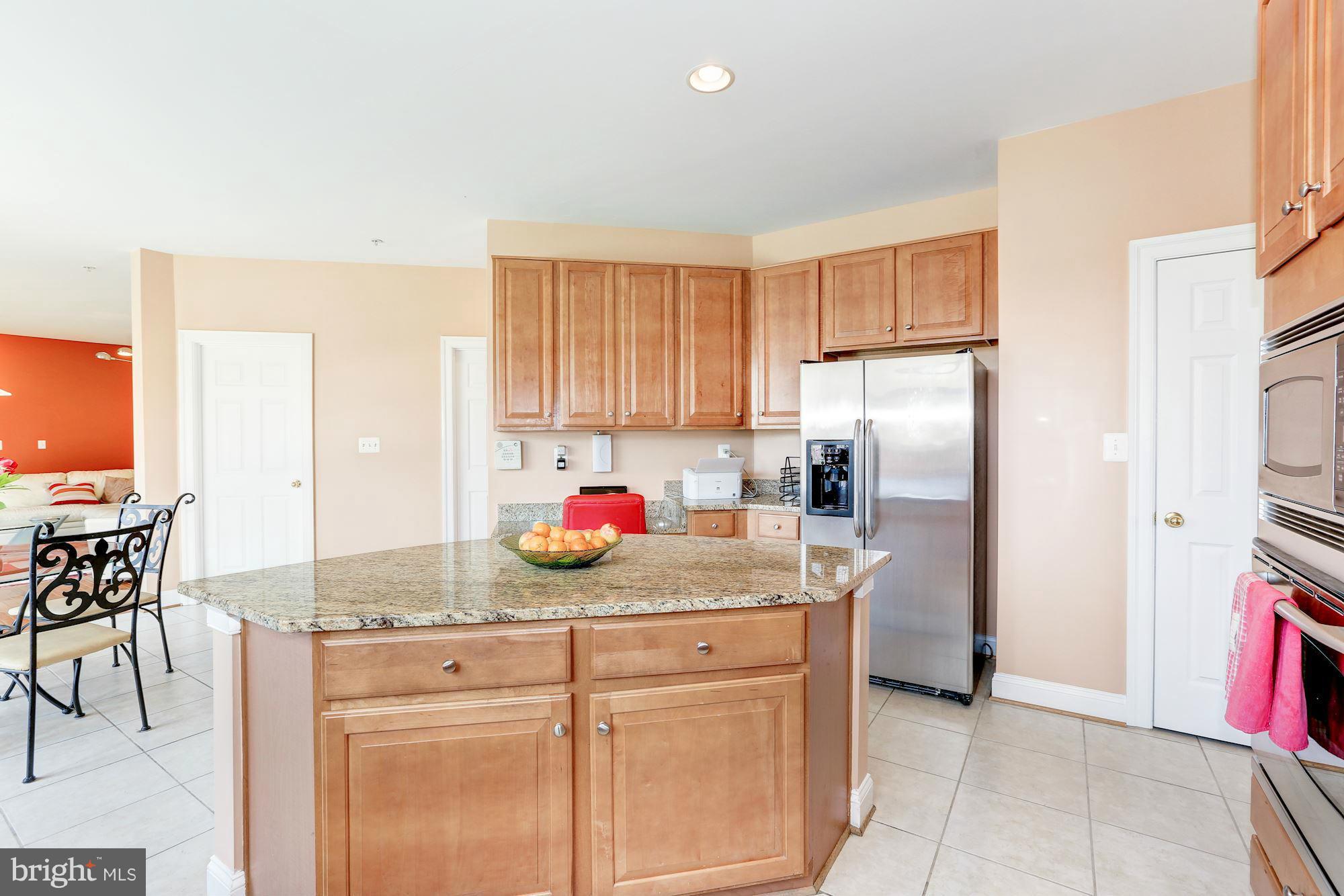 23103 Persimmon Ridge Road Clarksburg, MD 20871 - Photo 7 of 30 Kitchen
