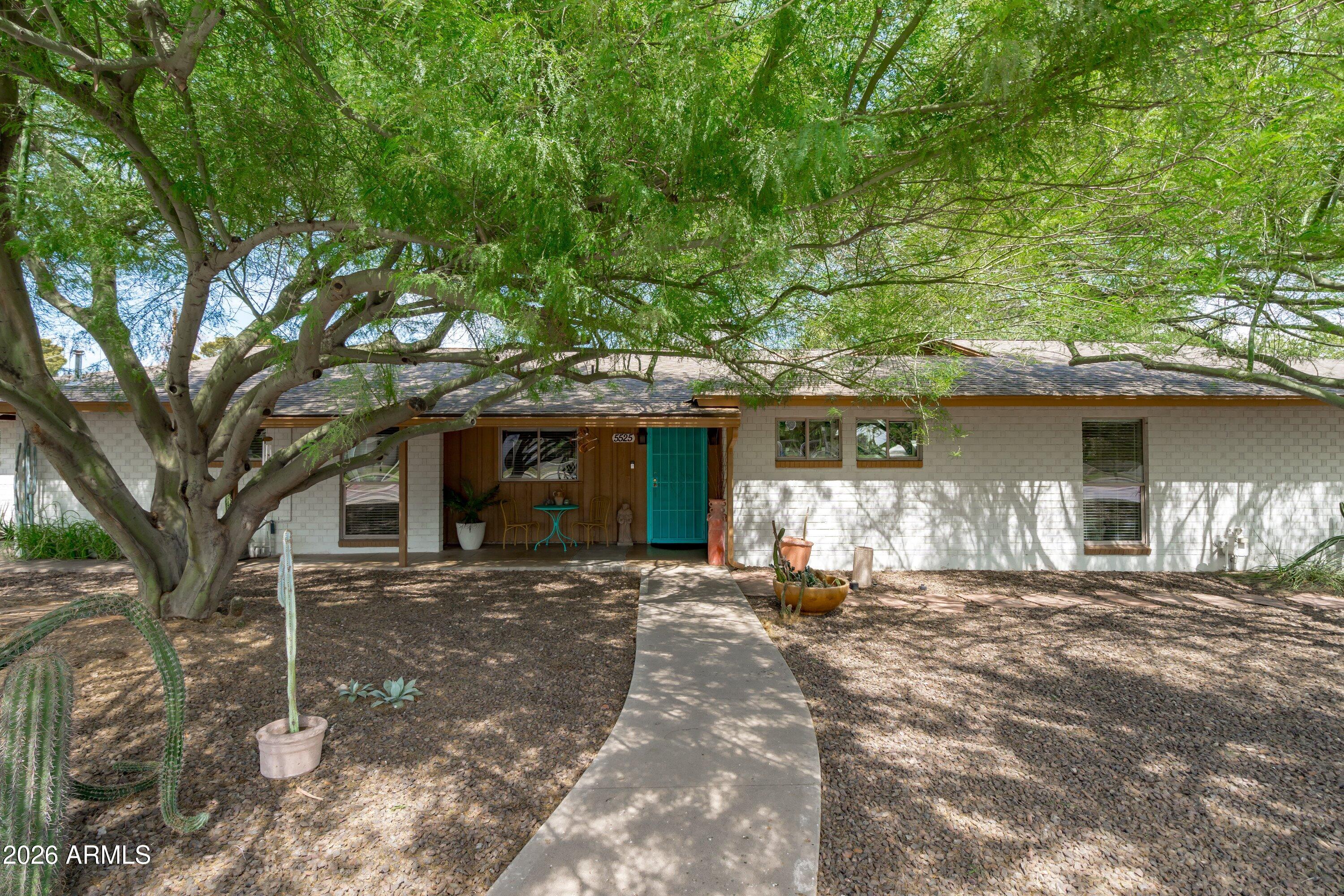 5525 North 12th Street Phoenix, AZ 85014 - Photo 4 of 59 07-Front View