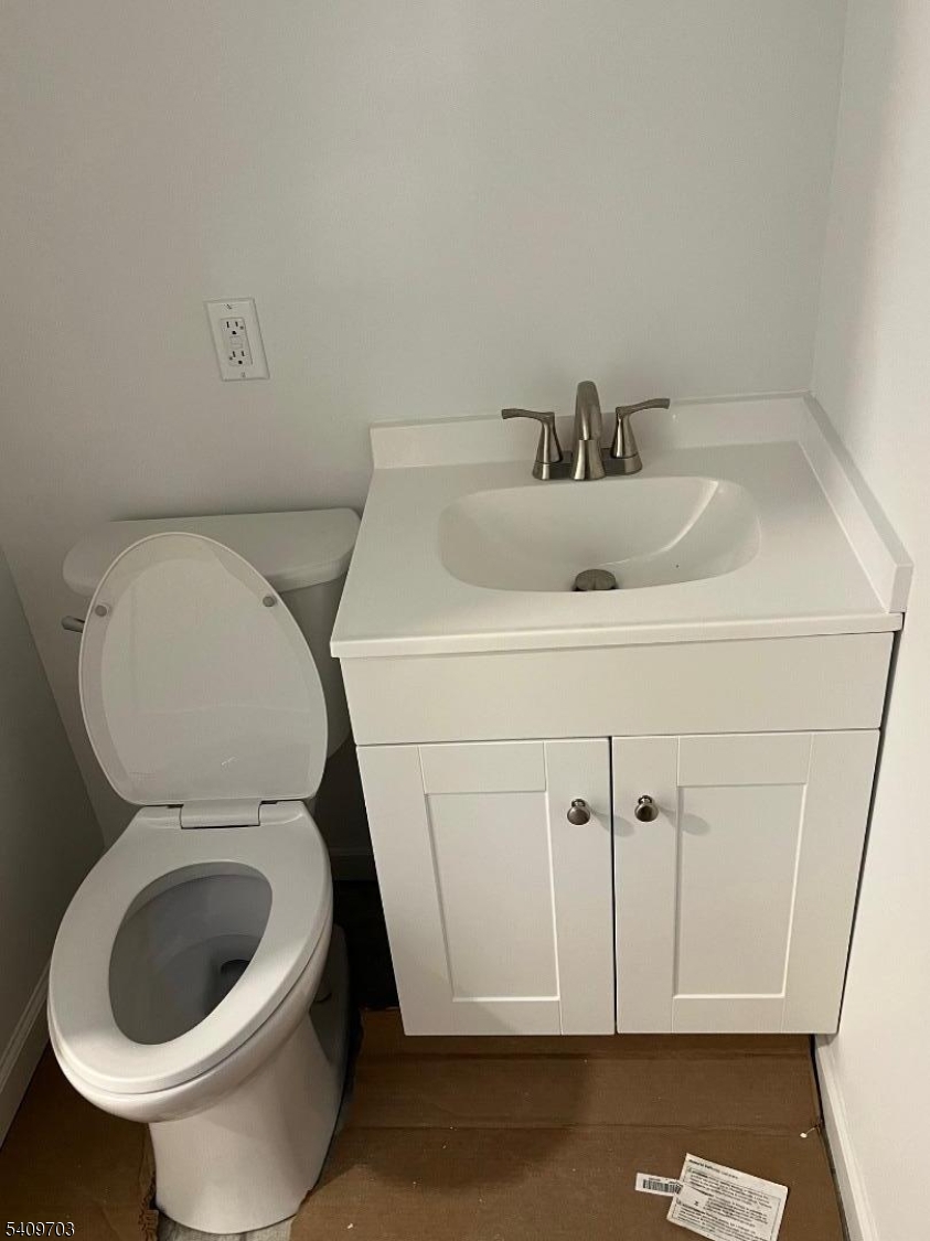 4 Delmont Road, Unit C West Milford, NJ 07421 - Photo 8 of 9