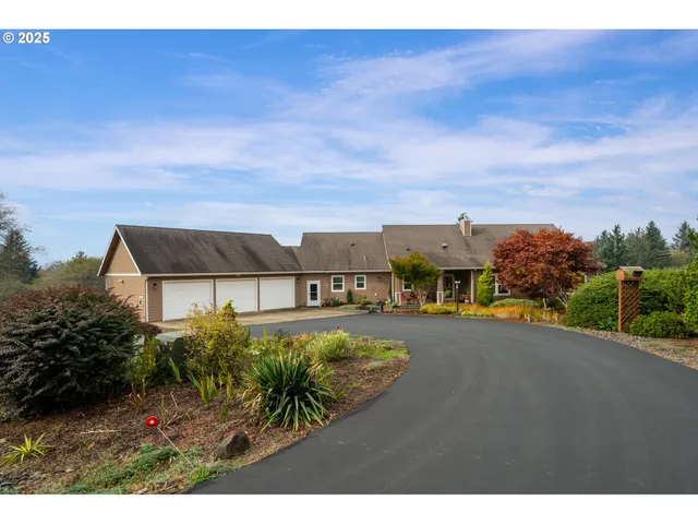 a view of a terrace with a garden