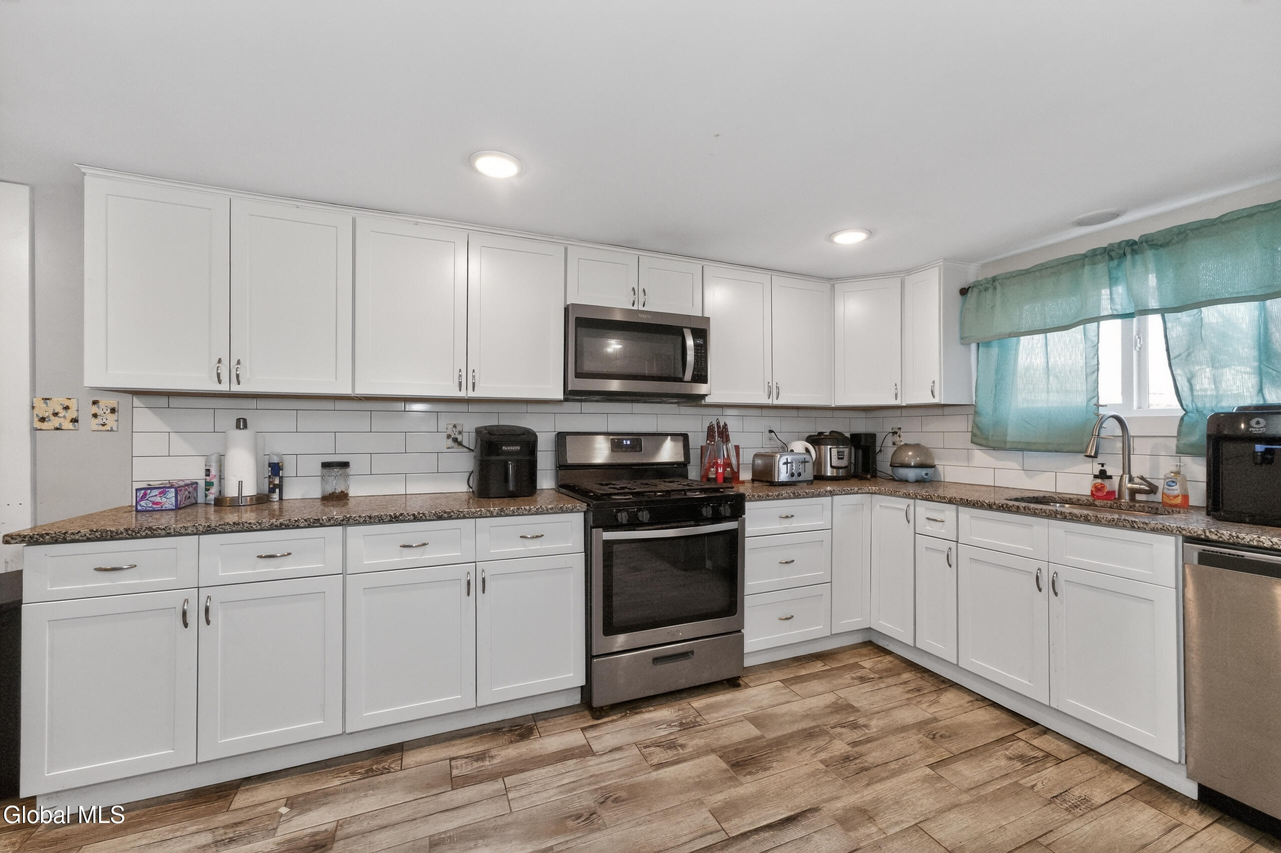37 Main Street Ballston, NY 12019 - Photo 16 of 32 013 4 Kitchen 2