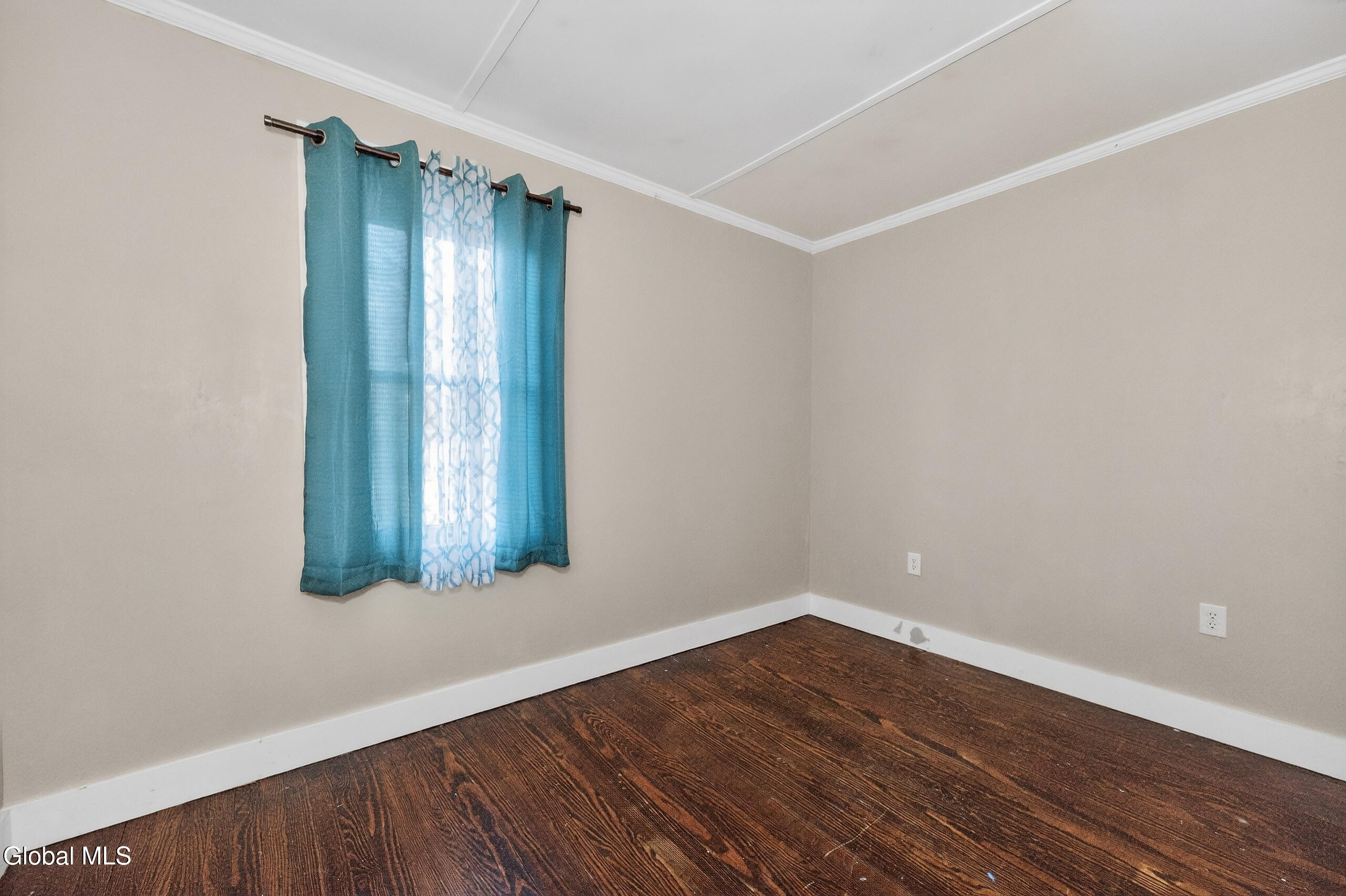 37 Main Street Ballston, NY 12019 - Photo 21 of 32 018 5 Bedroom 3