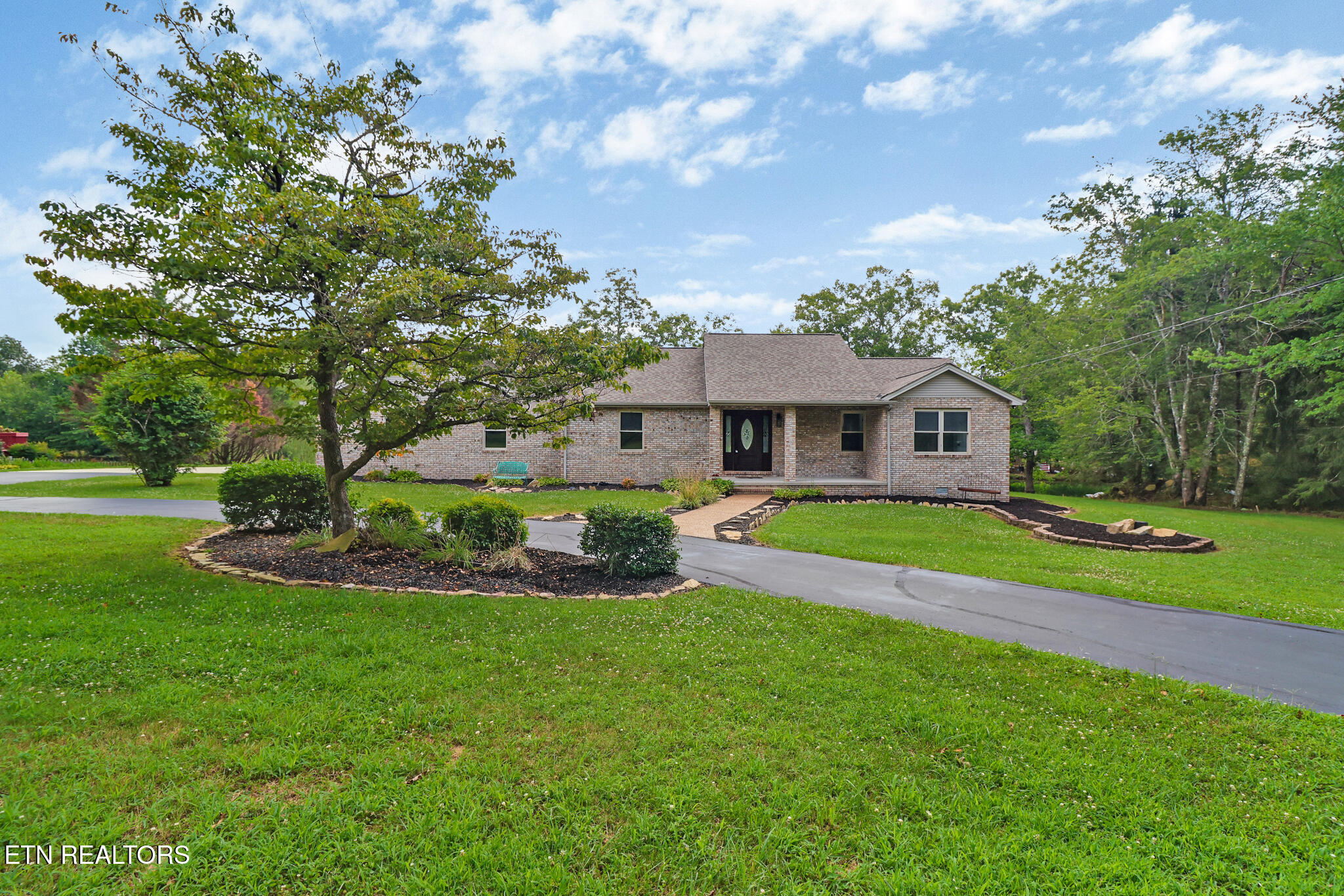 8621 Cherokee Trail Crossville, TN 38572 - Photo 3 of 47 if1a7766-if1a7770