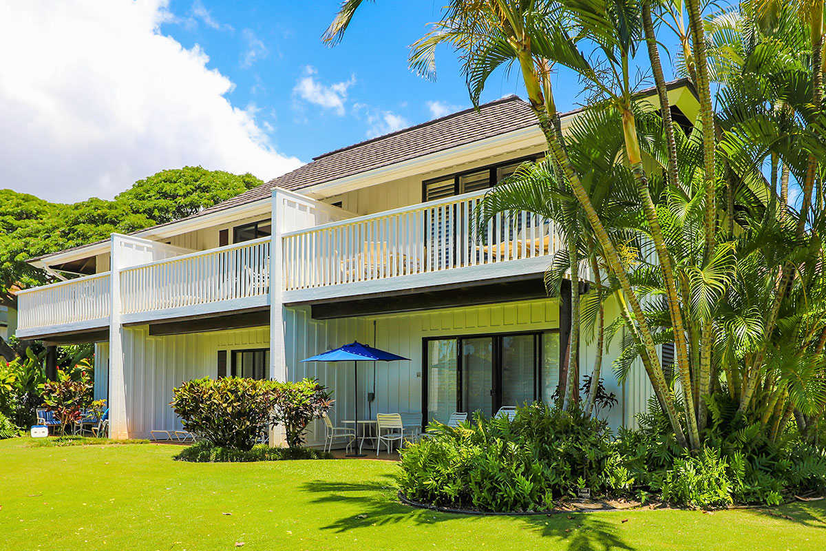 2253 Poipu Road, Unit 148 Koloa, HI 96756 - Photo 8 of 30 a front view of a house with garden