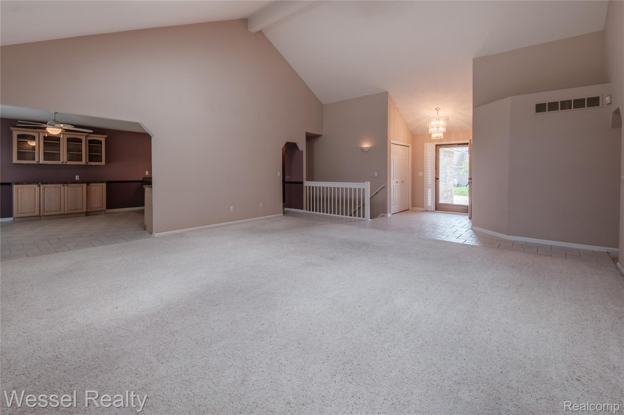 17575 Rocco Drive Macomb, MI 48044 - Photo 9 of 41 rocco-009.jpg