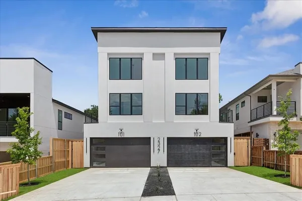 $4,975 | 2327 Vagas Street, Unit 102, Dallas, TX 75219
