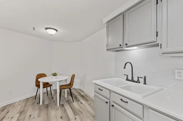 $145,000 | 110 1st Avenue Northeast, Unit 402, Buffalo, MN 55313