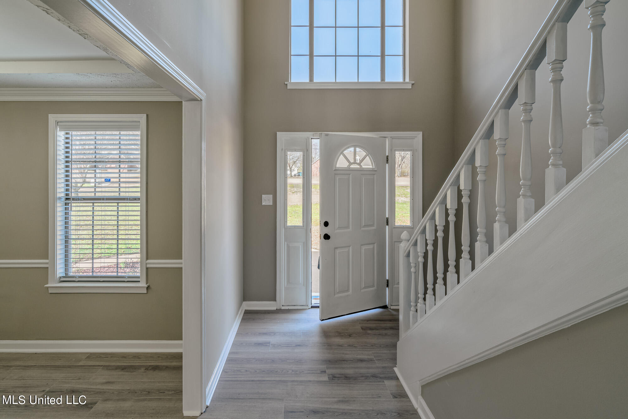 3385 East Plum Point Road Olive Branch, MS 38654 - Photo 4 of 22 Entry