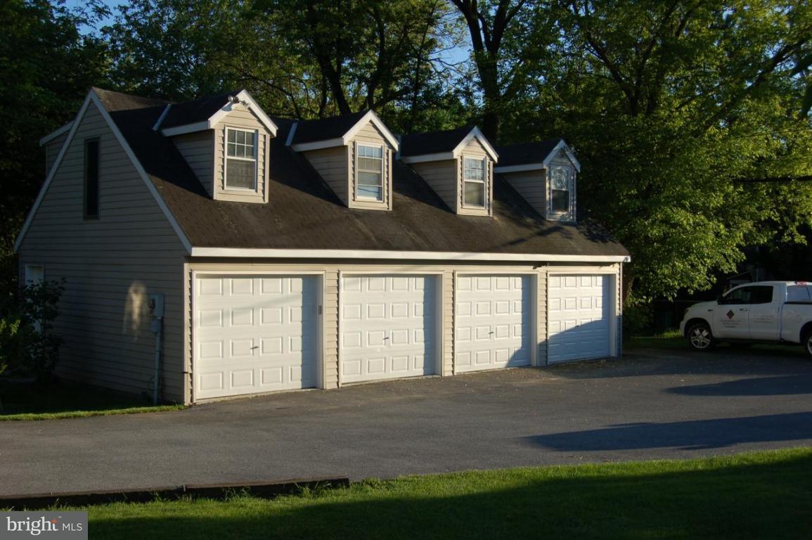 1240 Ranck Mill Road Lancaster, PA 17602 - Photo 2 of 18 Gallery Image 2