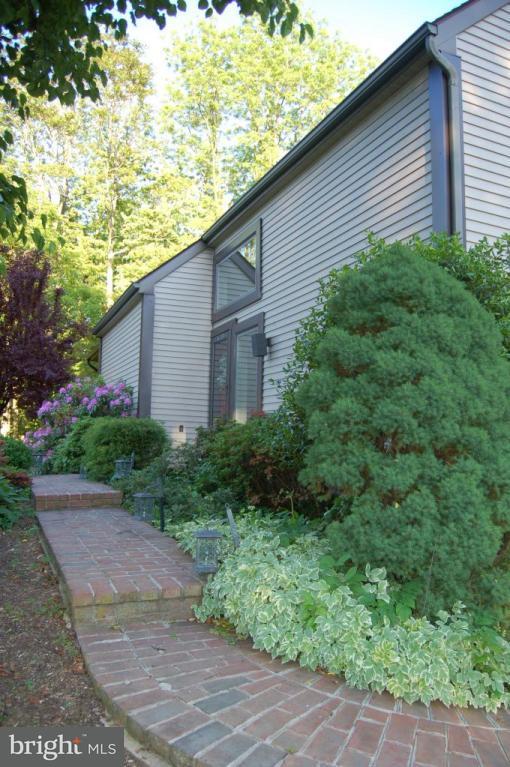 1240 Ranck Mill Road Lancaster, PA 17602 - Photo 17 of 18 Gallery Image 17