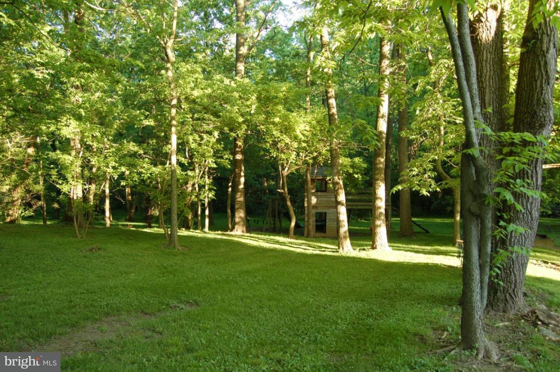 1240 Ranck Mill Road Lancaster, PA 17602 - Photo 5 of 18 Gallery Image 5