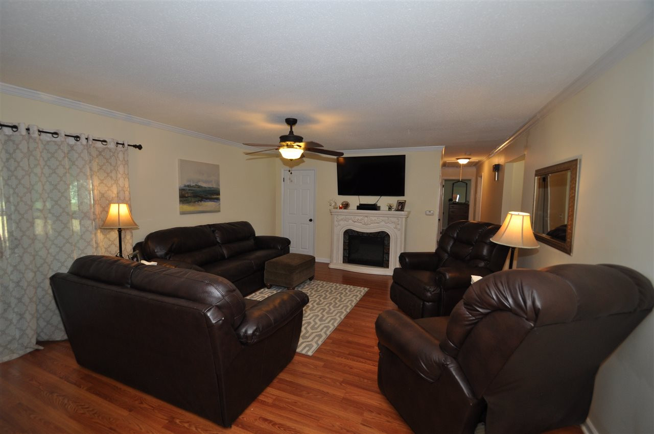 5696 Old Fairground Road Benson, NC 27504 - Photo 11 of 25 Family Room