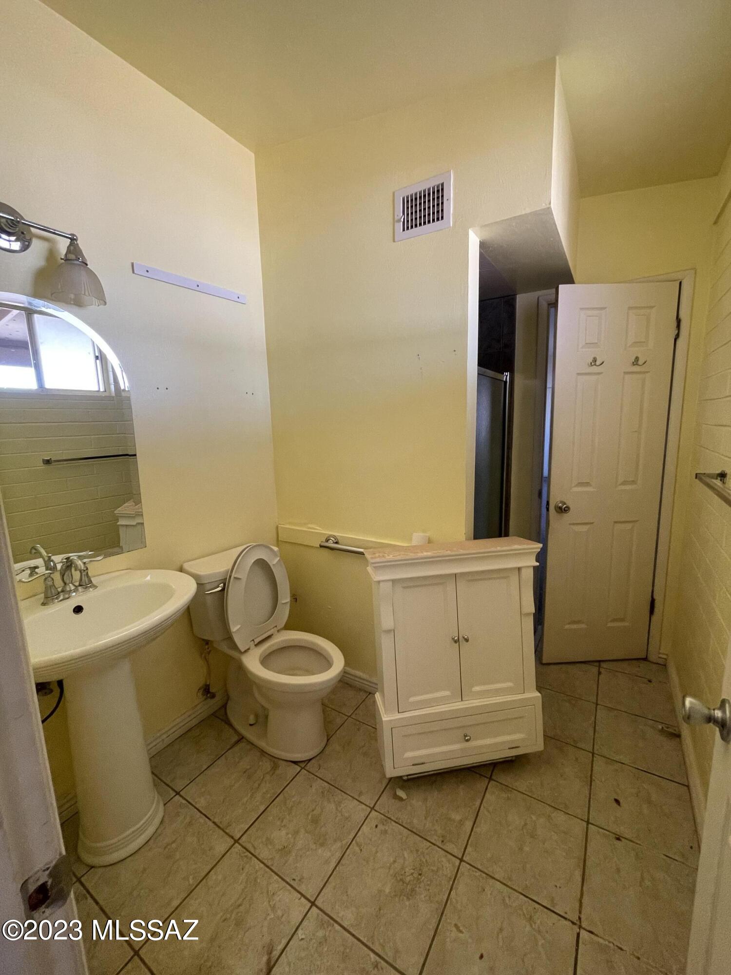 1215 Treasure Road Pearce, AZ 85625 - Photo 16 of 36 Gallery Image 16