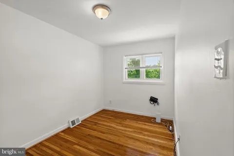 $250,000 | 2426 Rosella Street, Philadelphia, PA 19153