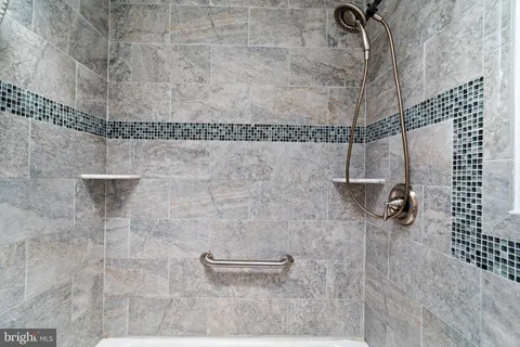 $250,000 | 2426 Rosella Street, Philadelphia, PA 19153