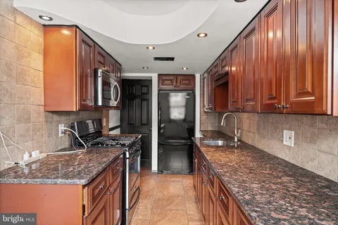 $250,000 | 2426 Rosella Street, Philadelphia, PA 19153