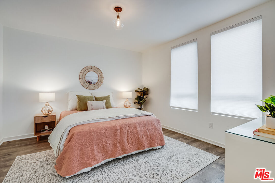 2930 Rowena Avenue, Unit 2 Los Angeles, CA 90039 - Photo 8 of 16