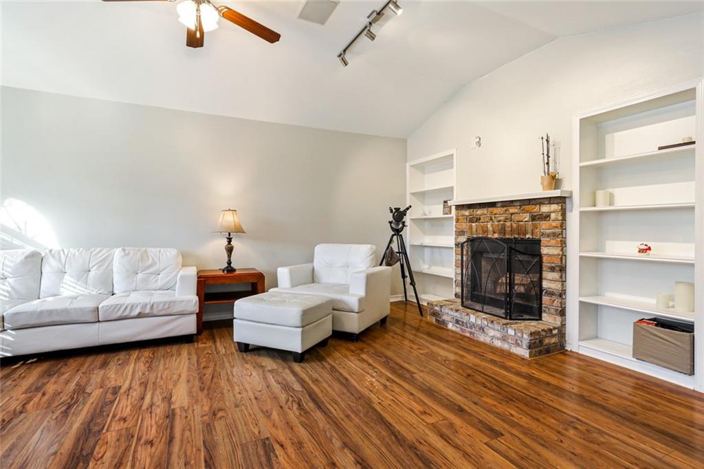 2441 Rue Pickney Mandeville, LA 70448 - Photo 4 of 16 Gallery Image 4