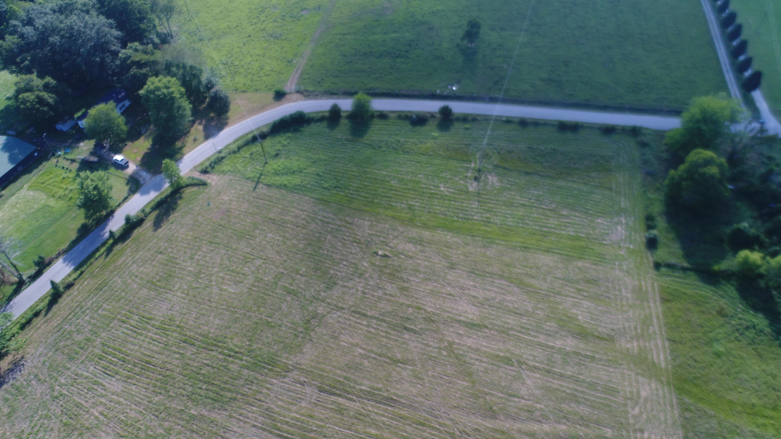 579 Singleton Road Eubank, KY 42567 - Photo 5 of 28 DJI_0293