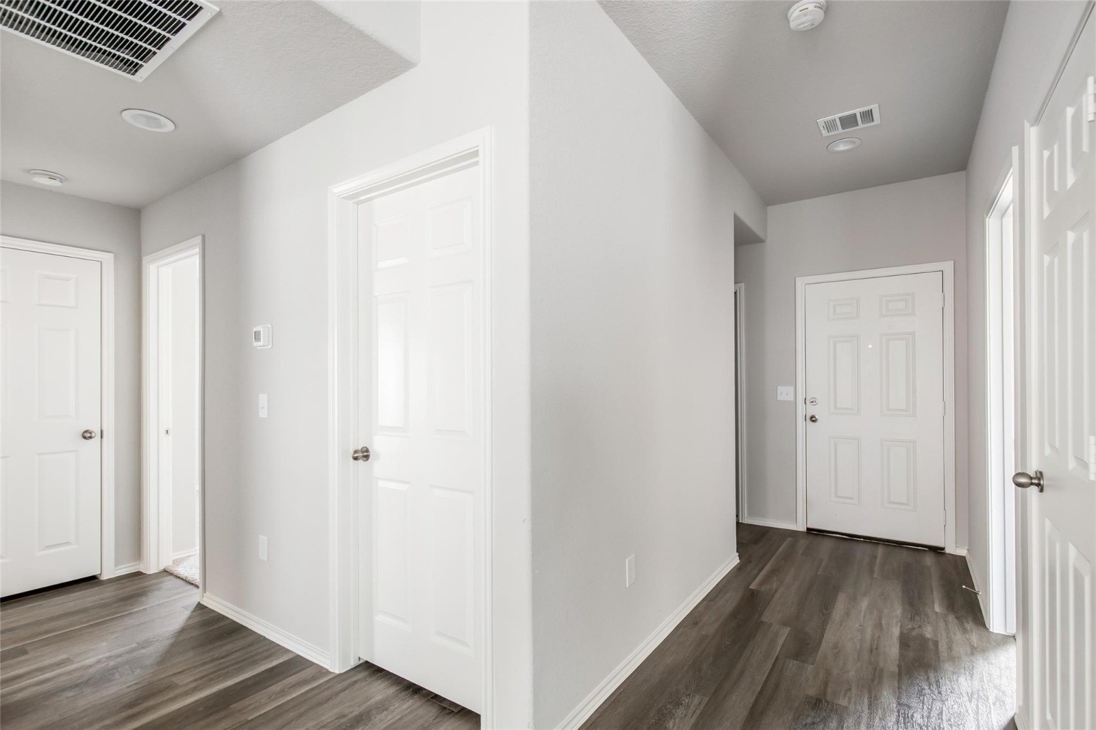 10031 Spring Creek Road Cleveland, TX 77327 - Photo 7 of 28