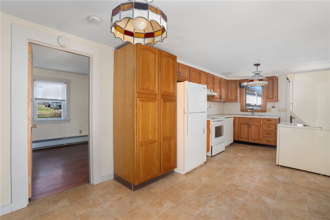 292 Boulevard Middletown, RI 02842 - Photo 13 of 42