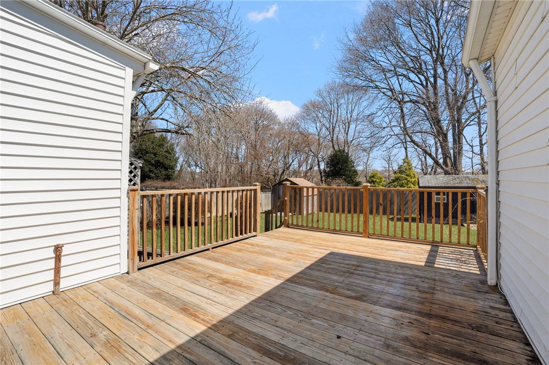 292 Boulevard Middletown, RI 02842 - Photo 27 of 42