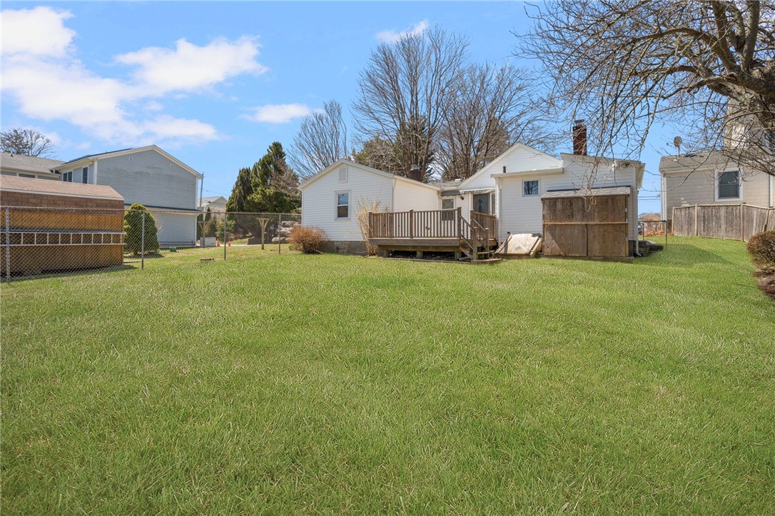 292 Boulevard Middletown, RI 02842 - Photo 31 of 42