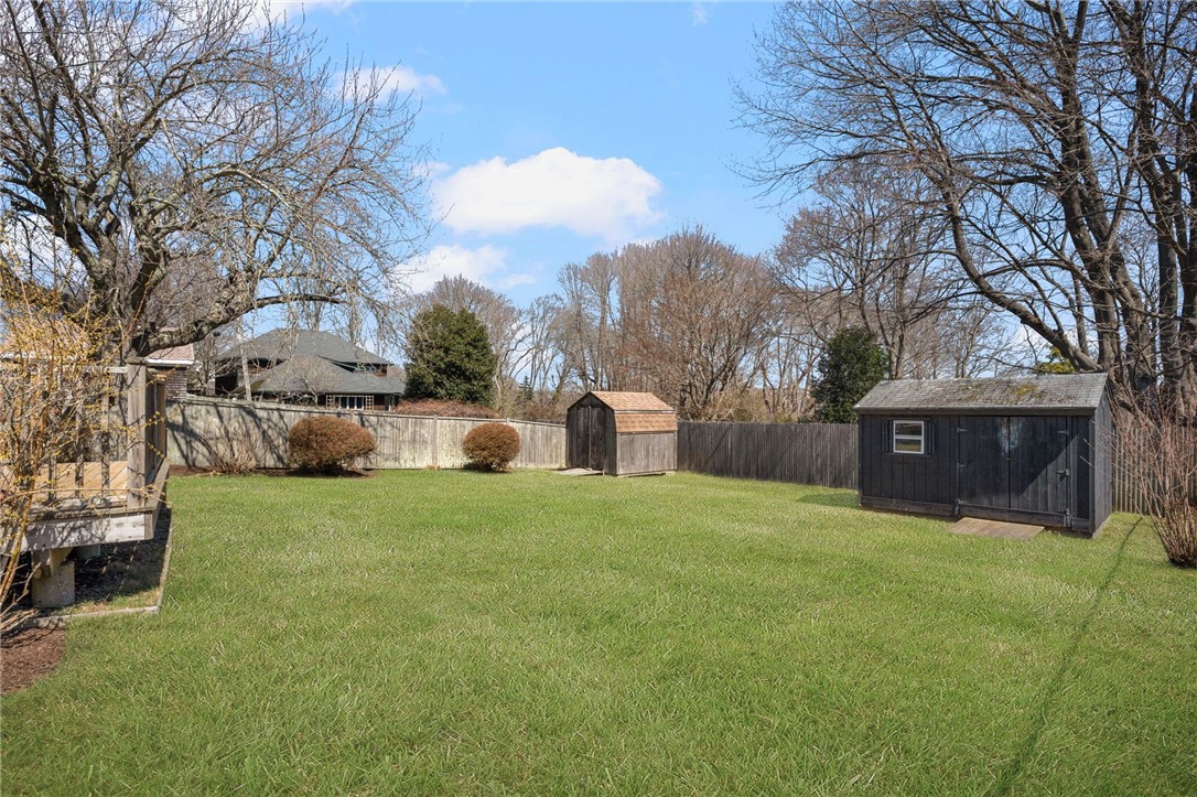 292 Boulevard Middletown, RI 02842 - Photo 34 of 42