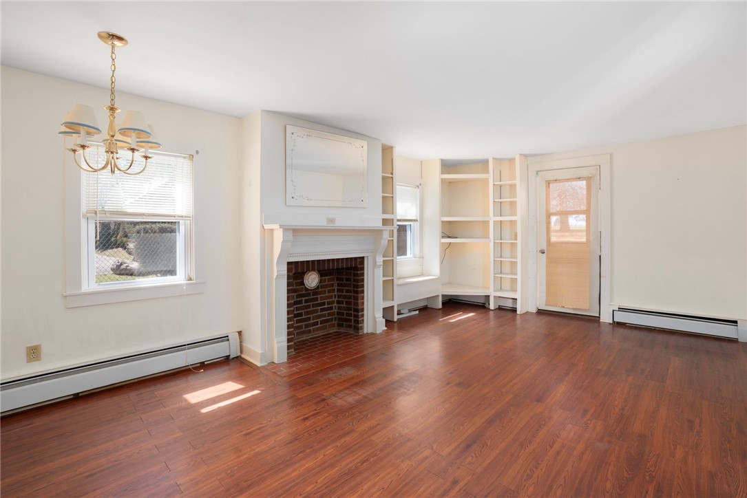 292 Boulevard Middletown, RI 02842 - Photo 5 of 42