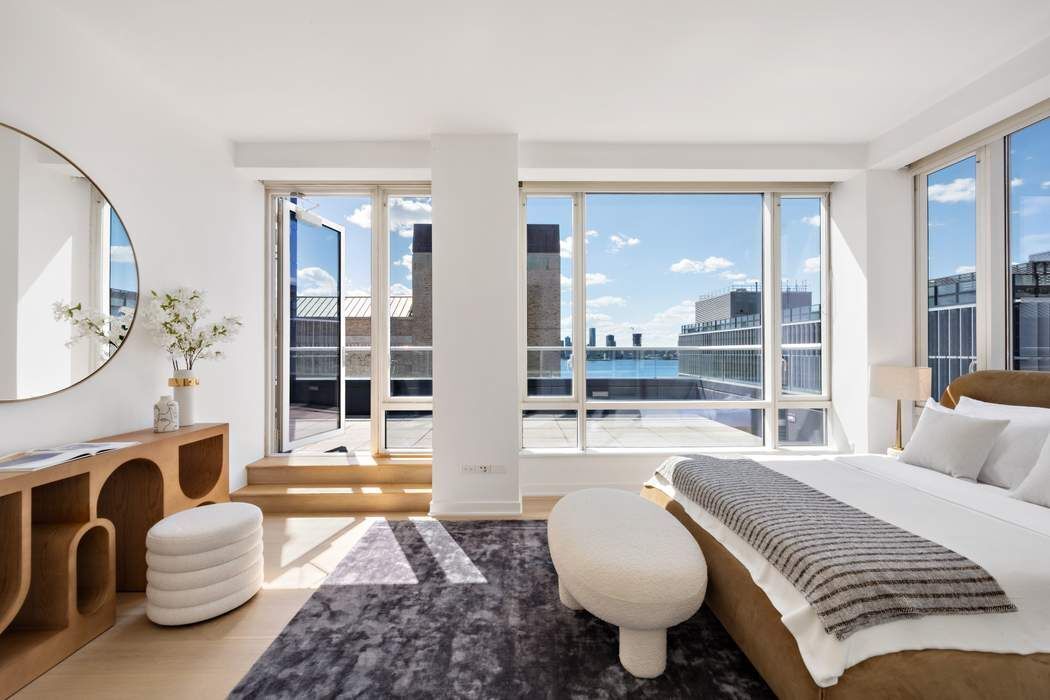 330 Spring Street, Unit 10B Manhattan, NY 10013 - Photo 8 of 12