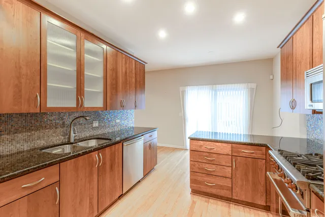 $624,900 | 1739 Melise Drive, Glenview, IL 60025