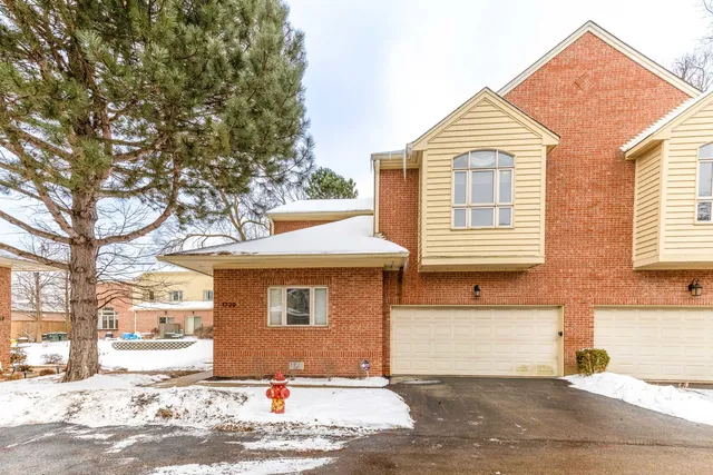 $624,900 | 1739 Melise Drive, Glenview, IL 60025